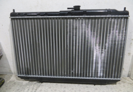 Радиатор охлаждения ДВС для Nissan Almera Classic с 2006 г (258751H) в наличии на складе
