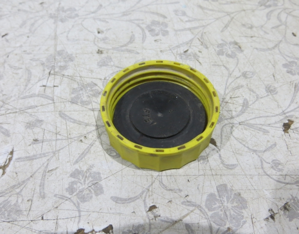 Крышка бачка тормозной жидкости для Skoda Fabia 2 с 2007 г (6N1611349B) купить с разбора в Челябинске