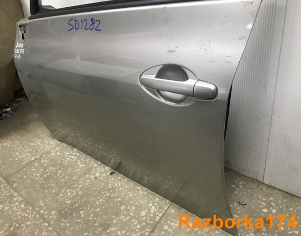 Дверь передняя левая для Toyota Auris купить с разбора в Челябинске