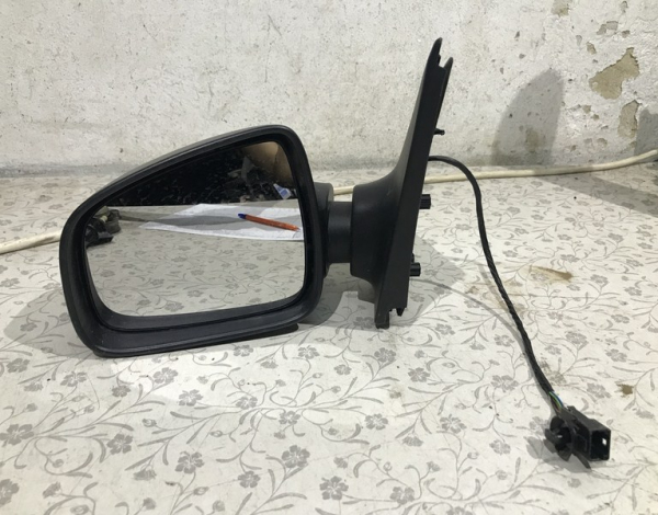 Зеркало левое электрическое для Renault Logan купить с разбора в Челябинске