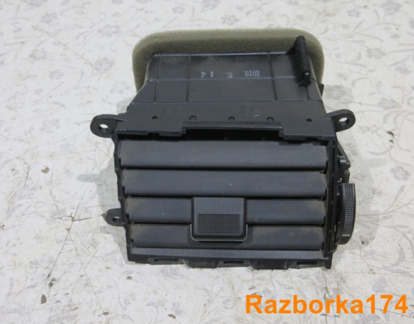 Дефлектор торпедо центральный правый для Mazda 6 GH с 2007 г (GS1DGM931) купить с разбора в Челябинске