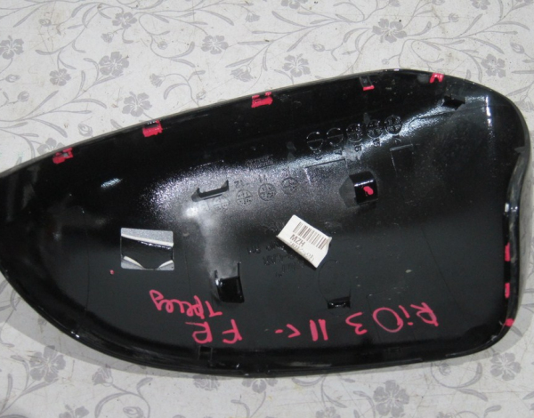Накладка зеркала правого для Kia Rio 3 с 2011 г купить с разбора в Челябинске