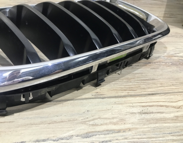 Решетка радиатора правая BMW X3 G01 купить с разбора в Челябинске