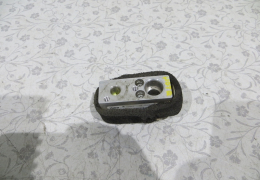Клапан испарителя кондиционера для Nissan Note E11 с 2006 г (92200AX00A) в наличии на складе