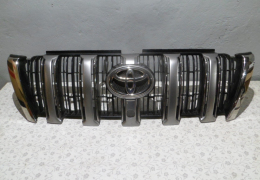 Решетка радиатора для Toyota Land Cruiser Prado 150 после 2013г (53111-60A71) в наличии на складе