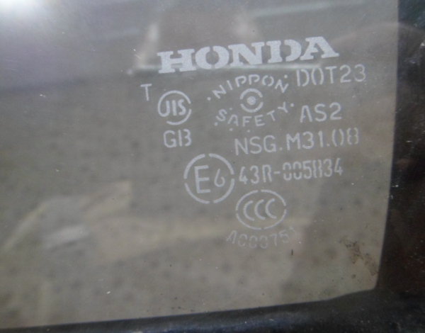 Стекло двери задней левой для Honda Civic 4D с 2007 г (73455SNBE00) купить с разбора в Челябинске