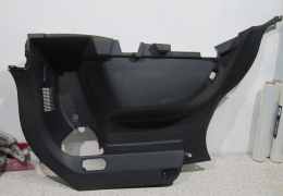 Обшивка багажника правая для Mazda CX-5 с 2012 г (KD45-68850) в наличии на складе