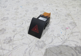 Кнопка аварийной сигнализации для Skoda Fabia 2 с 2007 г (5J0953235E) в наличии на складе