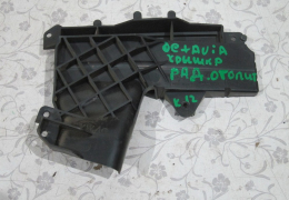 Крышка радиатора отопителя 1K1819349F для Skoda Octavia A5 с 2004- в наличии на складе