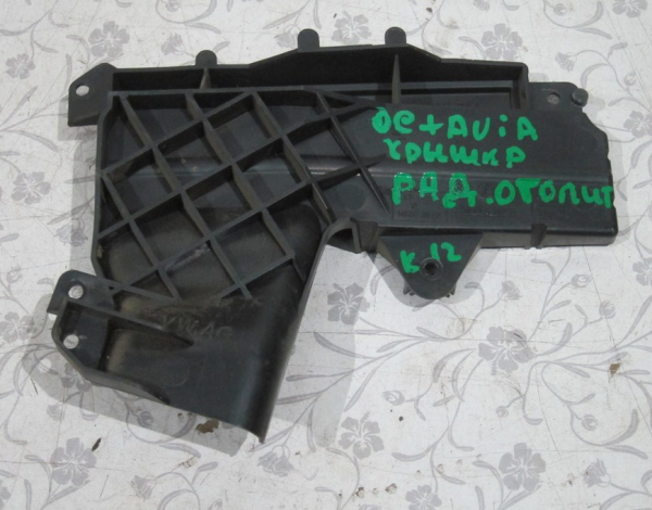 Крышка радиатора отопителя 1K1819349F для Skoda Octavia A5 с 2004- купить с разбора в Челябинске