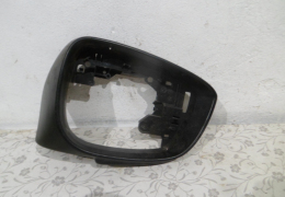 Рамка зеркала правого для Mazda CX-5 после 2015 г (KA1G69120) в наличии на складе