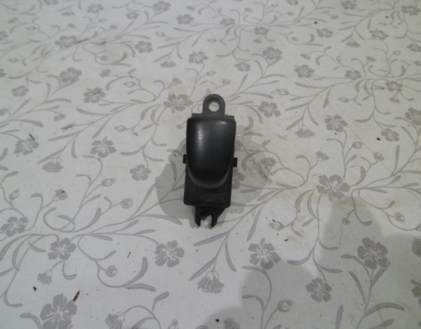 Кнопка стеклоподъёмника для Nissan Sentra B17 с 2014 г (254111KL5A) купить с разбора в Челябинске