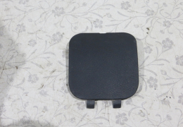 Заглушка в обшивку багажника правая для Nissan Note E11 с 2006 г (849589U000) в наличии на складе