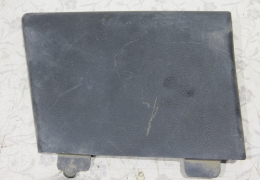 Заглушка в правую обшивку багажника для Citroen C4 с 2004 г (9642056777) в наличии на складе