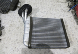 Радиатор отопителя для Volkswagen Touareg с 2002 г (7H1819121) в наличии на складе
