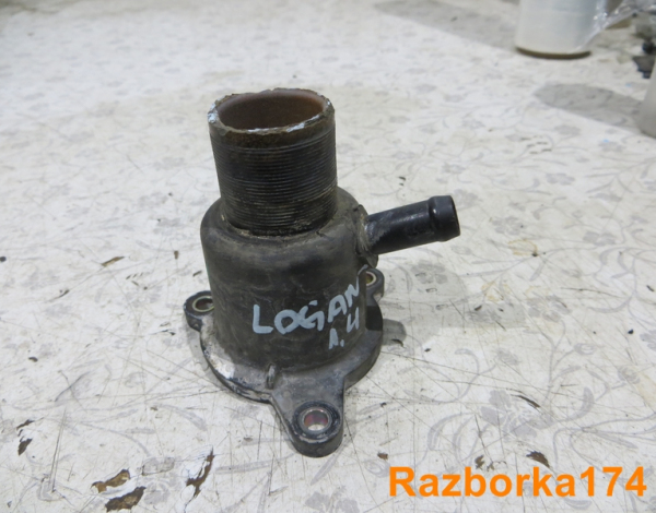 Крышка термостата для Renault Logan с 2004 г (8200155515) купить с разбора в Челябинске