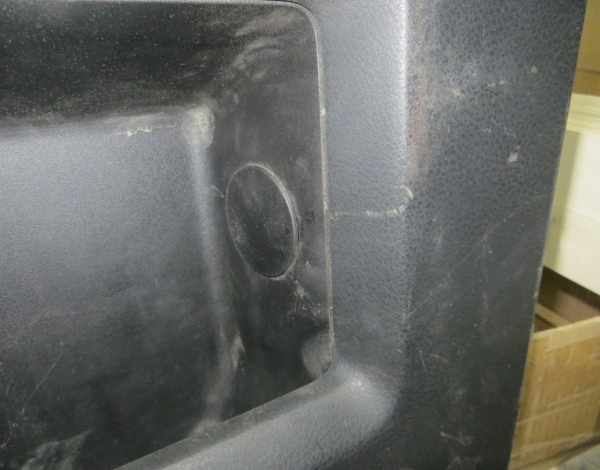 Обшивка двери багажника для Suzuki Grand Vitara с 2005 г (8377165J00) купить с разбора в Челябинске