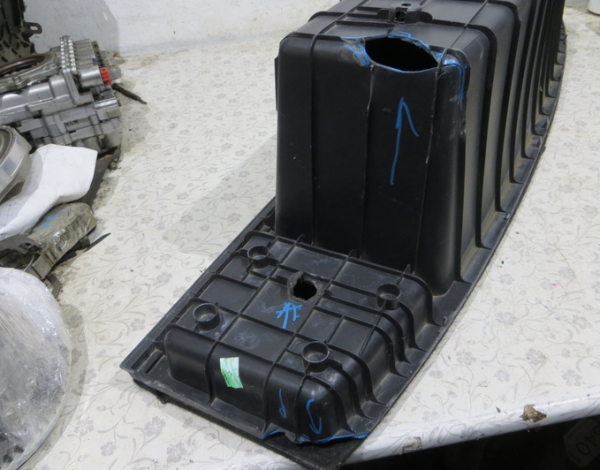 Инструментальный ящик в багажнике для Kia Ceed с 2007 г (857151H610) купить с разбора в Челябинске
