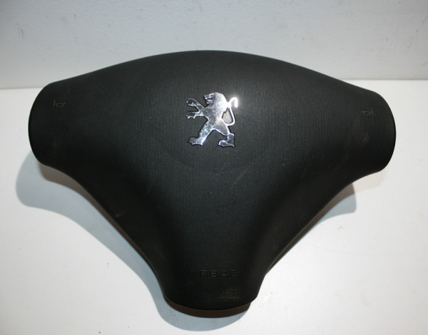 Подушка безопасности водителя для Peugeot 107 с 2006 г купить с разбора в Челябинске