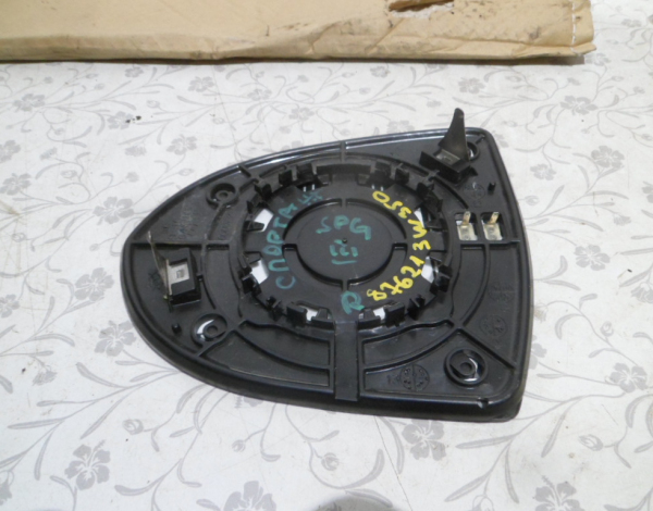 Зеркальный элемент правый для Kia Sportage 3 с 2010 г (876213W350) купить с разбора в Челябинске