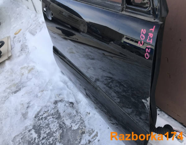 Дверь передняя правая для Toyota Land Cruiser Prado 120 купить с разбора в Челябинске