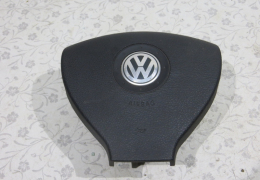 Подушка безопасности в рулевое колесо для Volkswagen Golf 5 с 2003 г (1K0880201BC) в наличии на складе