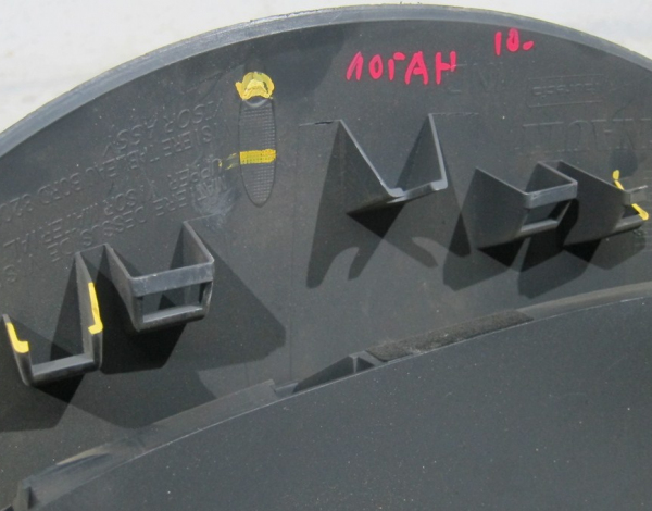Накладка щитка приборов для Renault Logan с 2004 г (8200912560) купить с разбора в Челябинске
