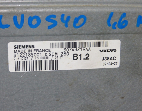 Блок управления двигателем для Volvo S40 с 2004 г (30743219AA) купить с разбора в Челябинске