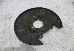 Пыльник заднего правого тормозного диска для Toyota Camry V50 с 2011 г (4650333080) в наличии на складе