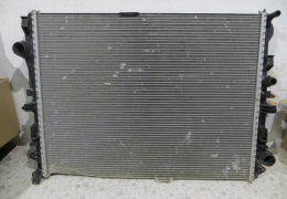 Радиатор охлаждения ДВС основной для Mercedes Benz S W222 с 2013 г (A0995003303) в наличии на складе