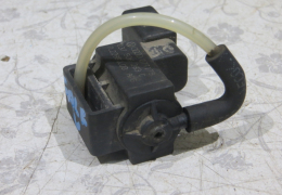 Электромагнитный клапан заслонок впуского коллектора для Volkswagen Golf 5 с 2003 г (037906283C) в наличии на складе