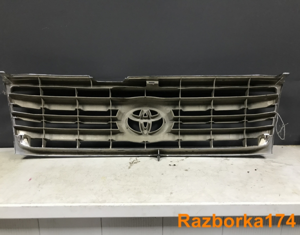 Решётка радиатора для Toyota Land Cruiser 100 с 1998 г (5310160350) купить с разбора в Челябинске