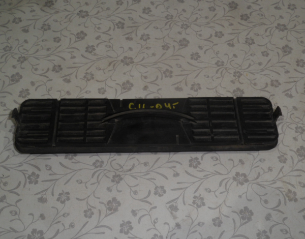 Крышка салонного фильтра для Citroen C4 с 2004 г (9635818380) купить с разбора в Челябинске