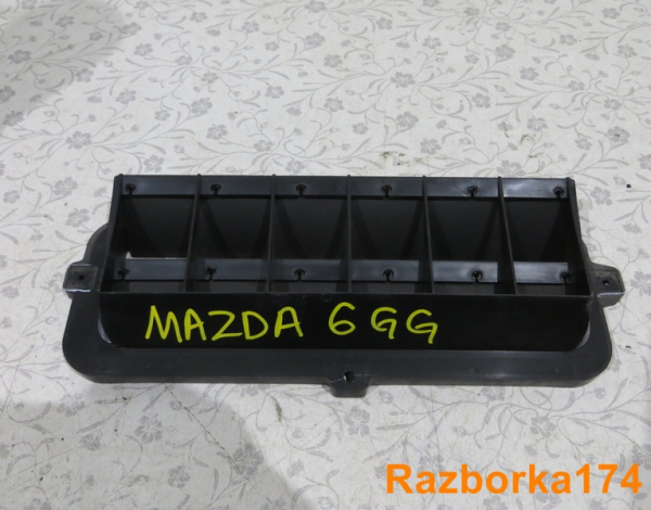 Решётка вентиляционная для Mazda 6 GG с 2003 г (C00151920) купить с разбора в Челябинске