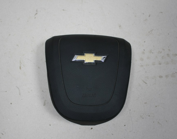 Накладка подушки безопасности водителя для Chevrolet Cruze с 2009 г купить с разбора в Челябинске