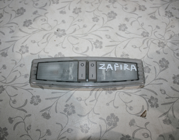 Плафон салонный задний для Opel Zafira B с 2005 г (13101641) купить с разбора в Челябинске
