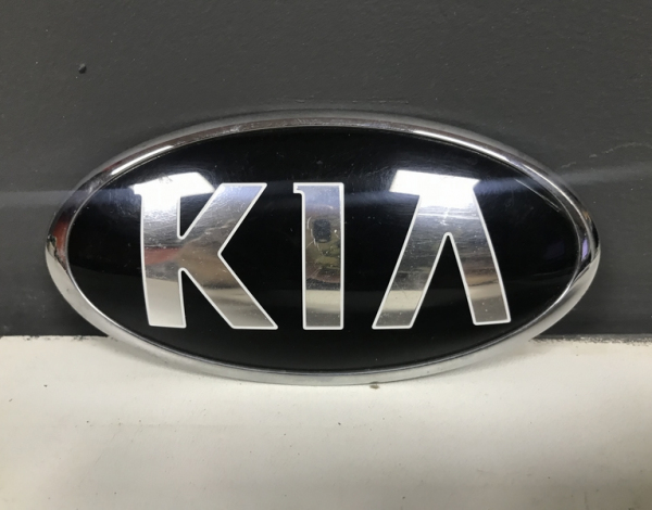 Эмблема для Kia Cerato с 2013 г (863201W250) купить с разбора в Челябинске