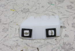 Кронштейн заднего бампера правый для Nissan Qashqai с 2007 г (85226JD01A) в наличии на складе