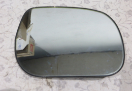 Зеркальный элемент для Toyota RAV-4 с 2006 г (8793142A00) в наличии на складе