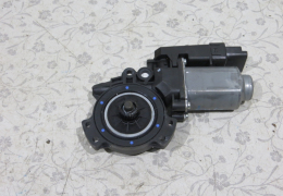 Моторчик стеклоподъёмника передний левый для Kia Ceed с 2007 г (824501H010) в наличии на складе